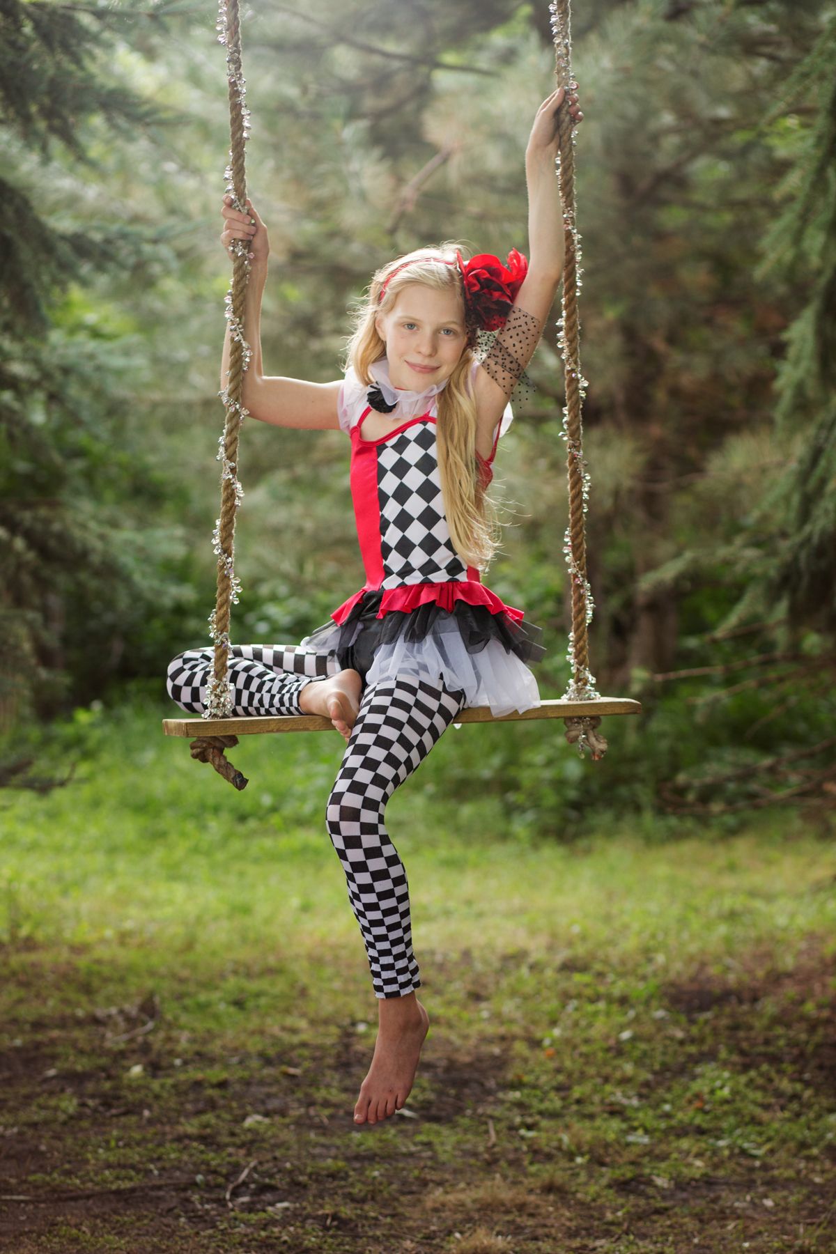 Combined with beautiful costumes, this shoot was artistic, creative, and showcased the ethereal quality of the circus performer.
