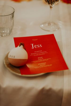 Autumn theme wedding table decor with Christmas tree ball with guest name