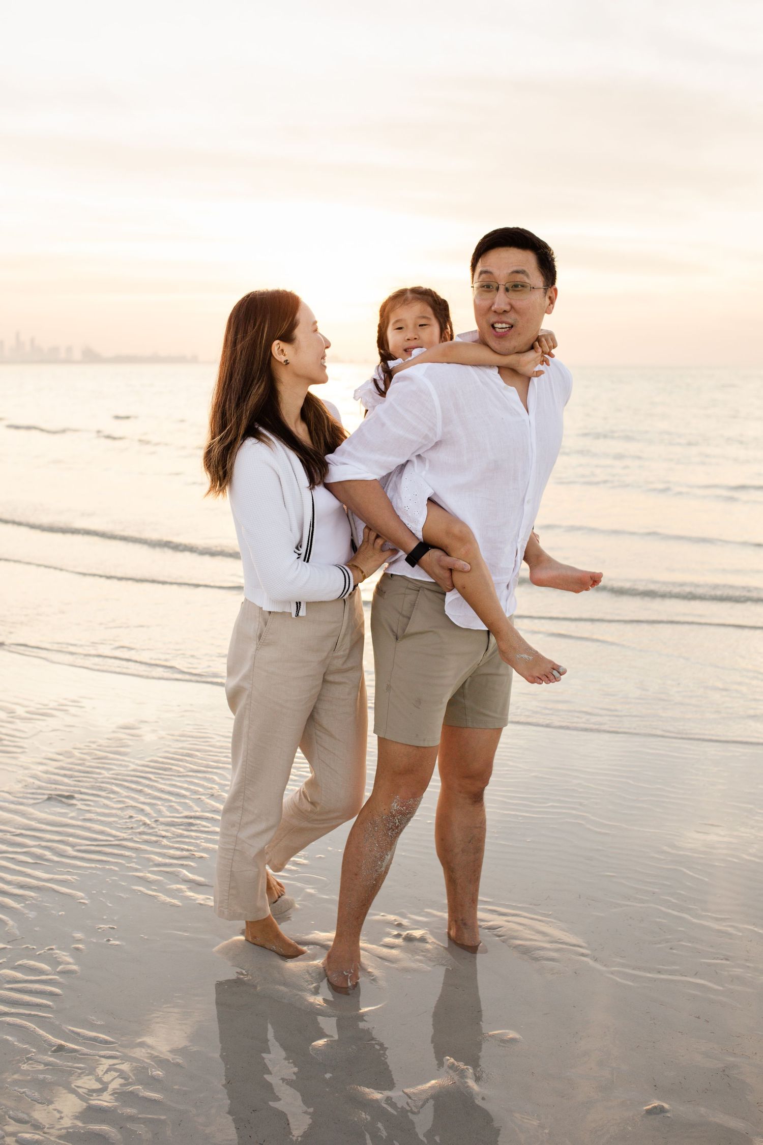 Fun family photoshoot in abu dhabi on the beach. hidd al saadiyat candid photos