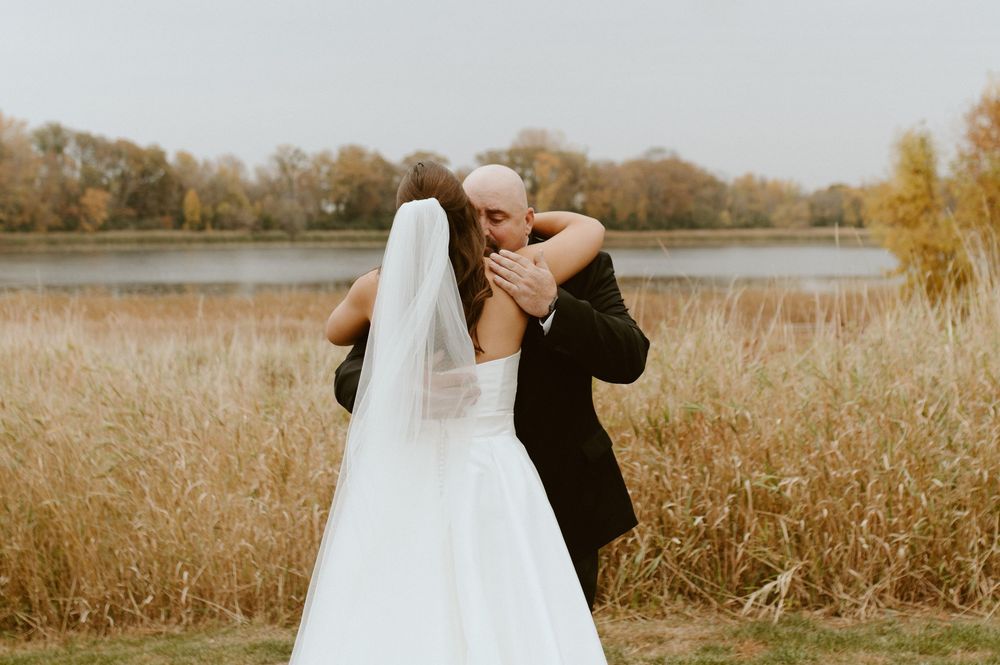 Minnesota Wedding Photographer, Romantic and Authentic Minnesota Photography, Minnesota Couple Photos | Rachel Marie Photography