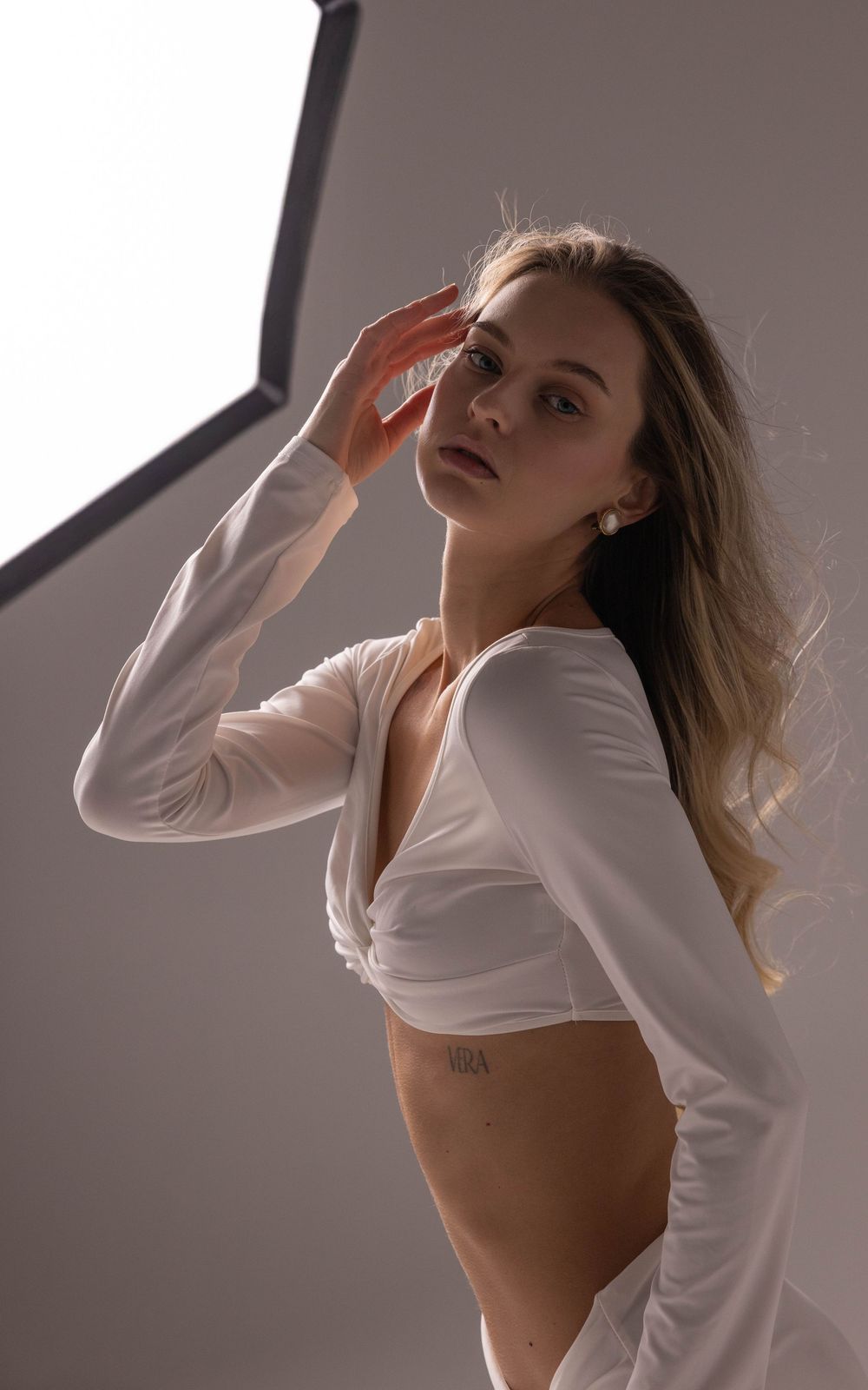 Build a standout modeling portfolio with bold, editorial, and fashion-forward photography. Serving Toronto, Richmond Hill & Vaughan with cre