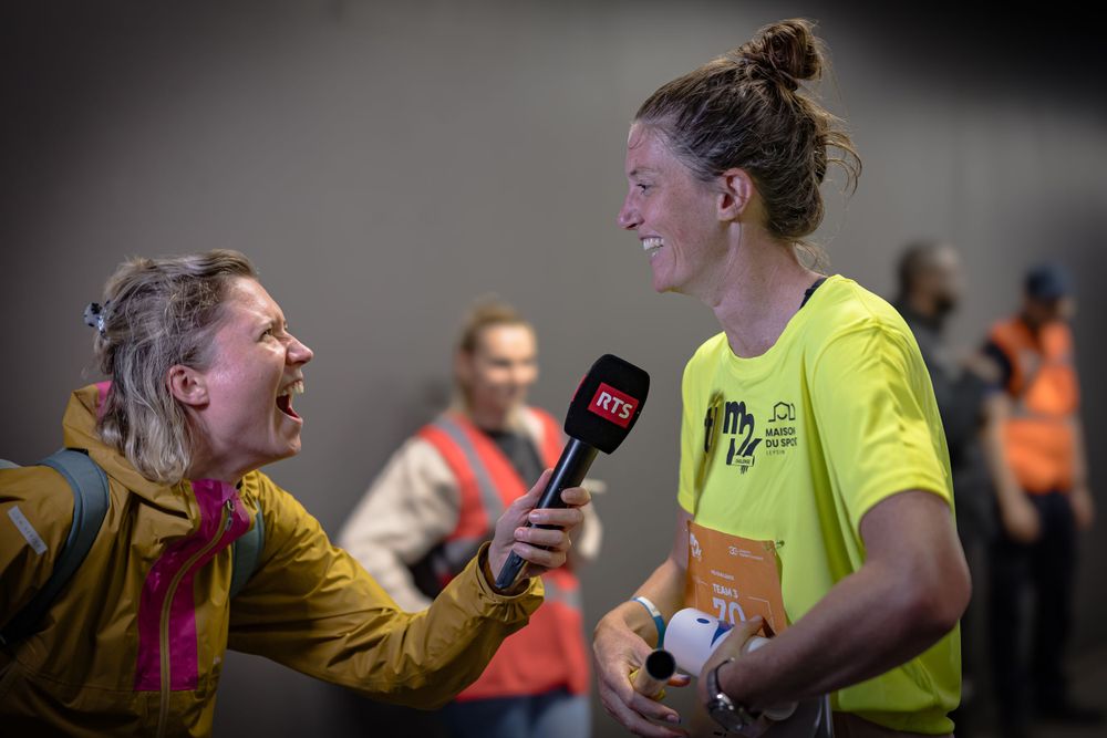 Lausanne m2 challenge, 20.06.2024
Lea Sprunger interviewed by RTS journalist
Sandra DAENGELI, impacts.photo, @sdaengeli