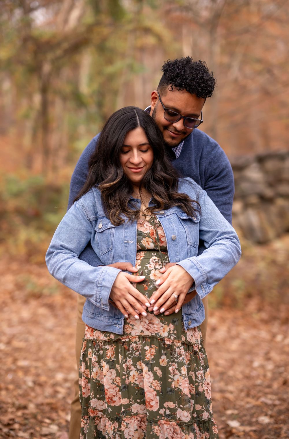 Maryland & Washington DC Maternity Photographer at Rock Creek Park: Boulder Bridge
