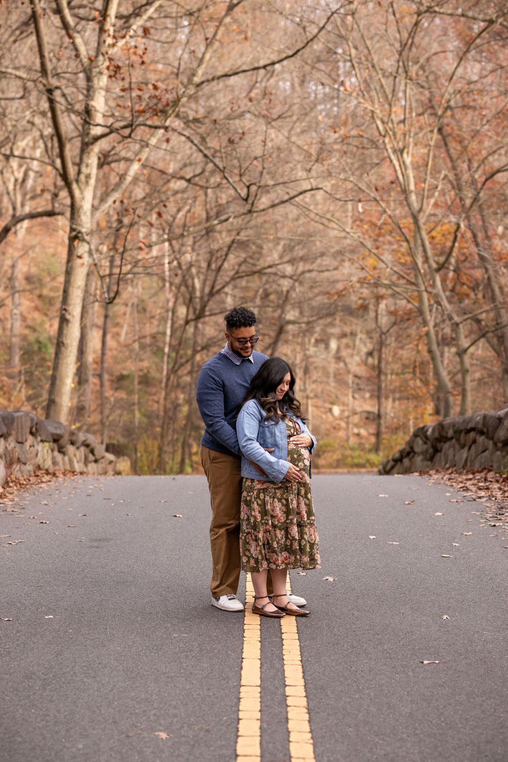 Maryland & Washington DC Maternity Photographer at Rock Creek Park: Boulder Bridge