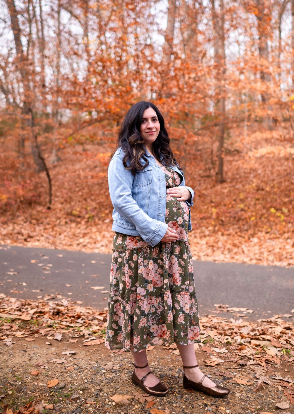 Maryland & Washington DC Maternity Photographer at Rock Creek Park: Boulder Bridge
