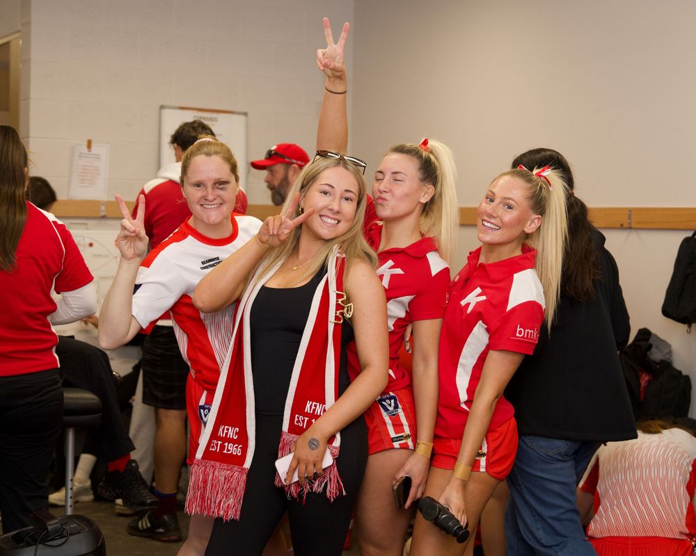 Cheer squad of injured players