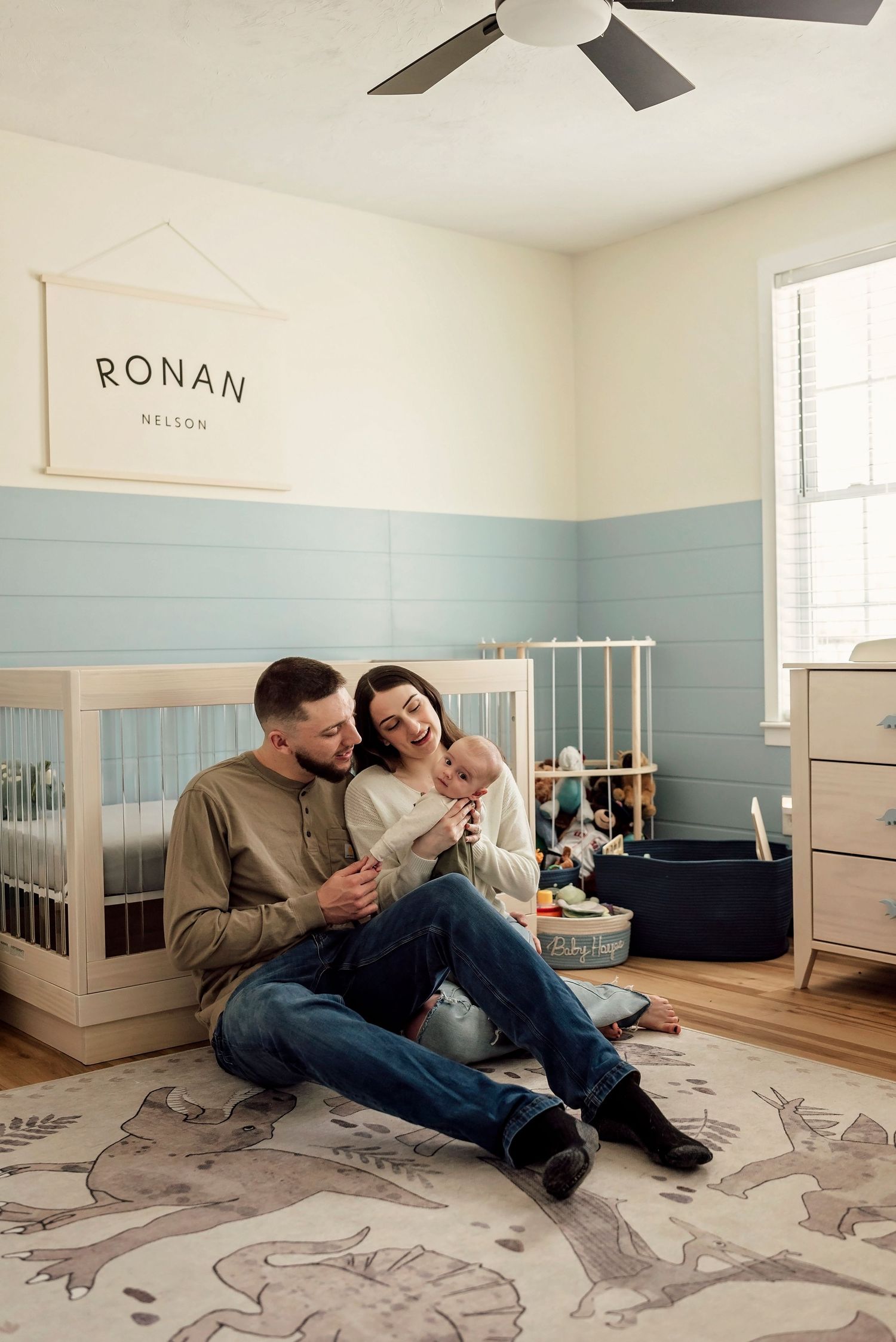 Central Massachusetts North shore in home newborn lifestyle photographer natural unscripted session family pets cozy