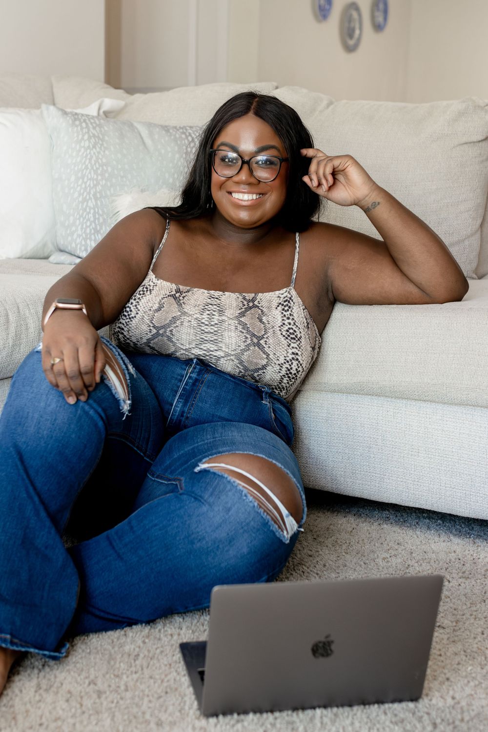 Cozy home branding photography. At-home office setup. Portrait photography.