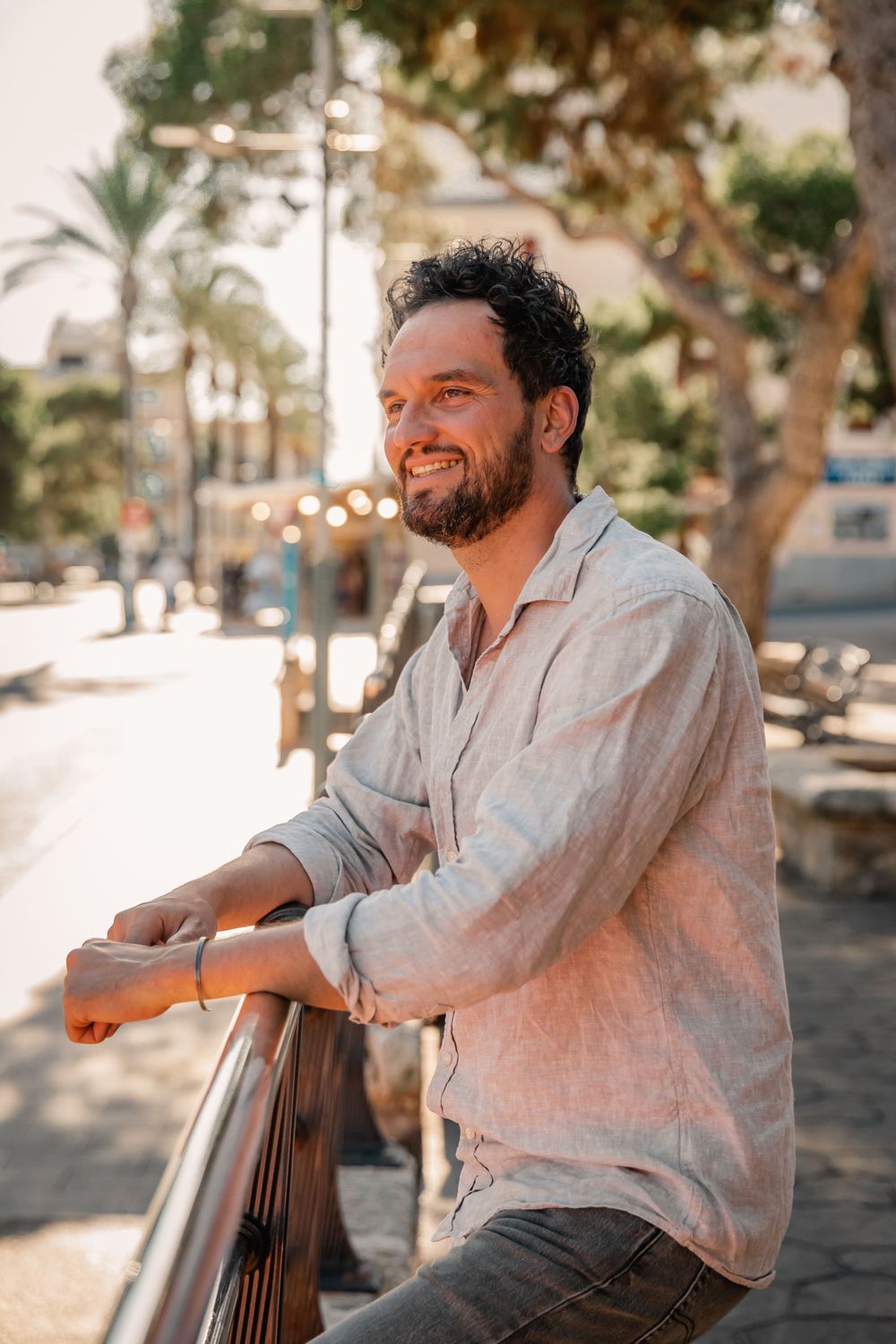 natural branding portrait of entrepreneur in Porto Cristo Mallorca.