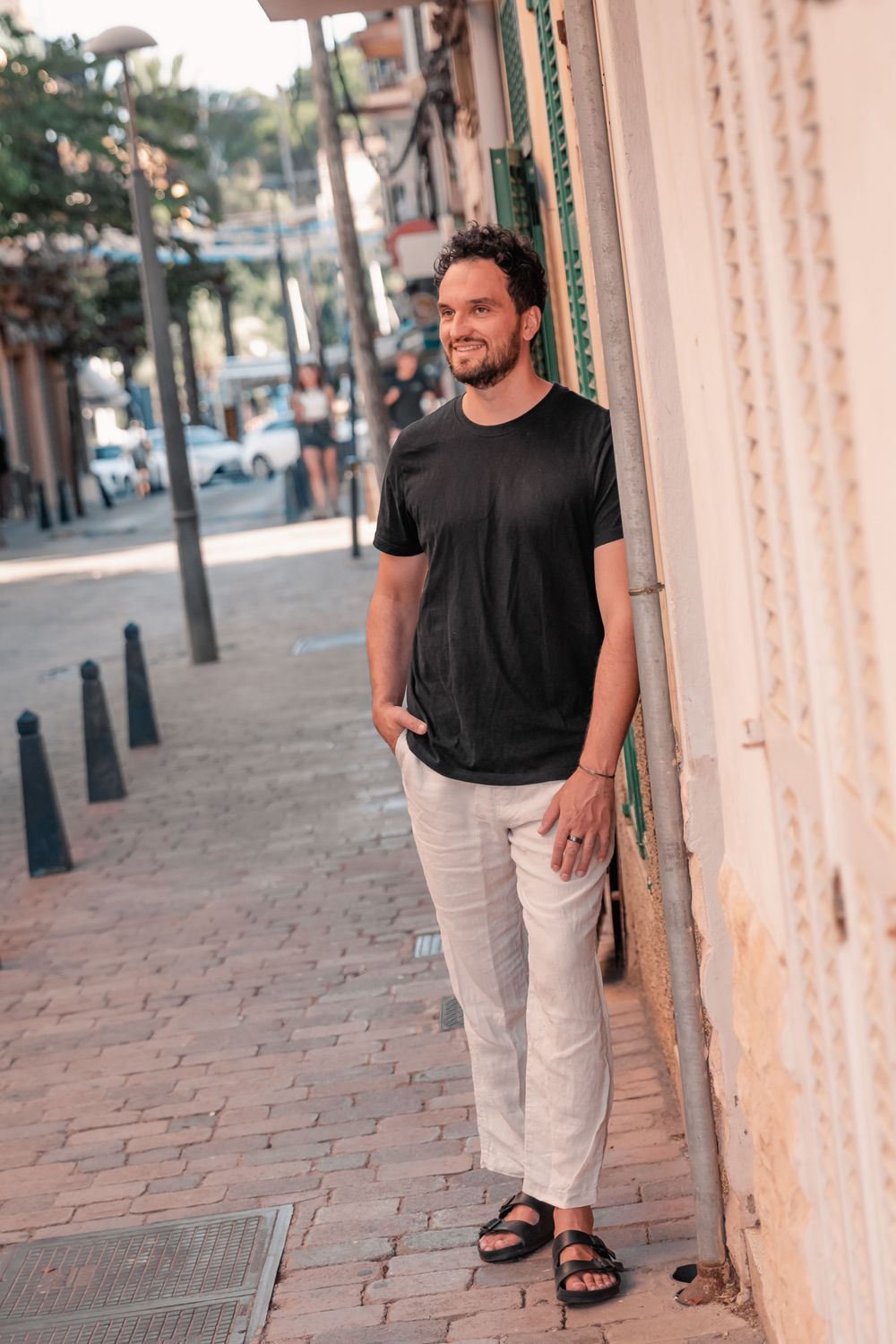 branding portrait photoshoot of business coach in Porto Cristo Mallorca street.