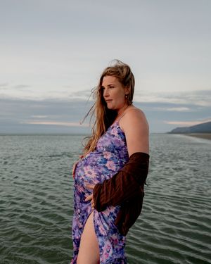 Quiet moment of reflection during pregnancy