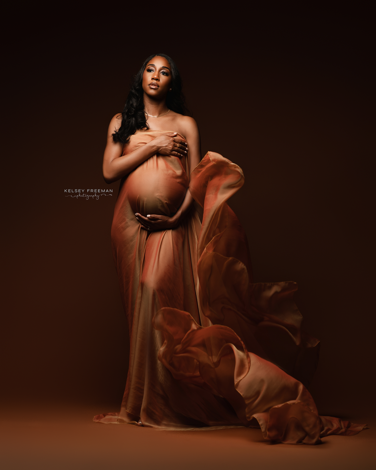Maternity & Newborn photography studio located in between Atlanta, Georgia and Birmingham, Alabama with full service photo studio.