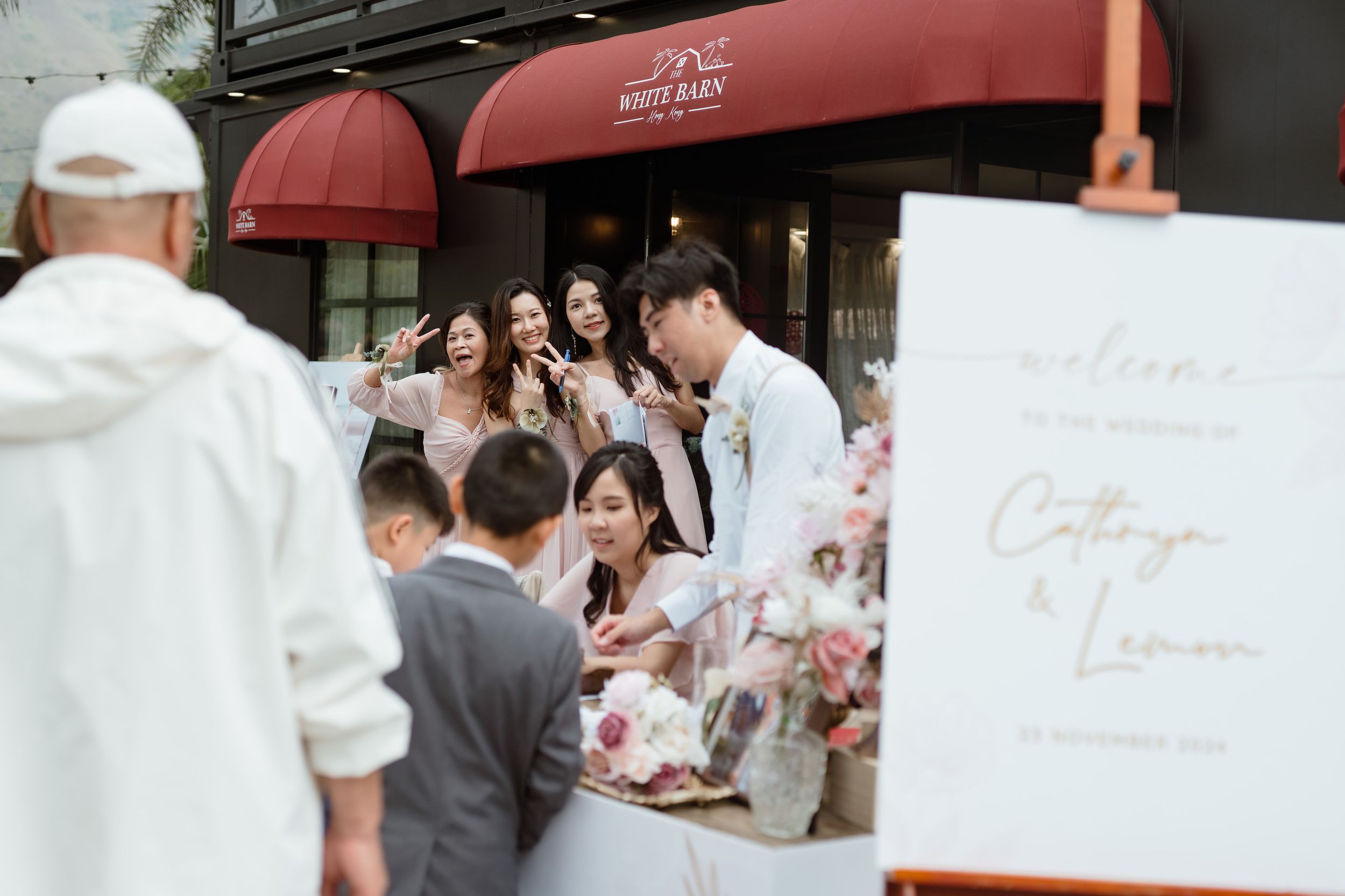 wedding engagement photography
hong kong, bride photo, romantic moment
pre wedding photo
wedding day photo
wedding photo
love story