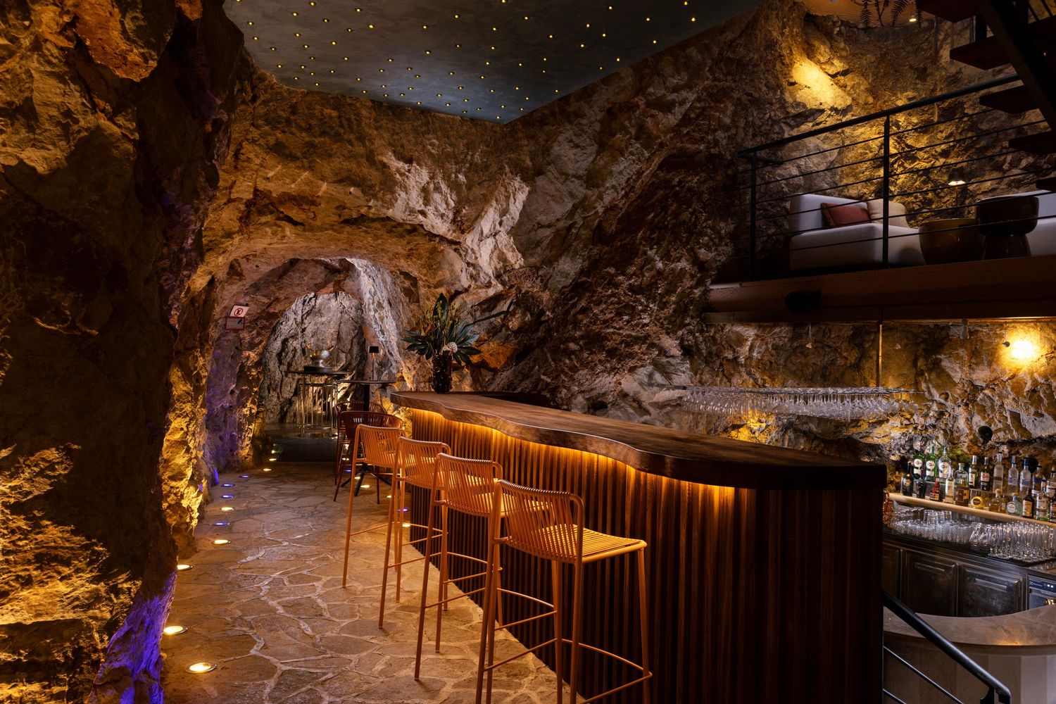 Cave bar, Dubrovnik