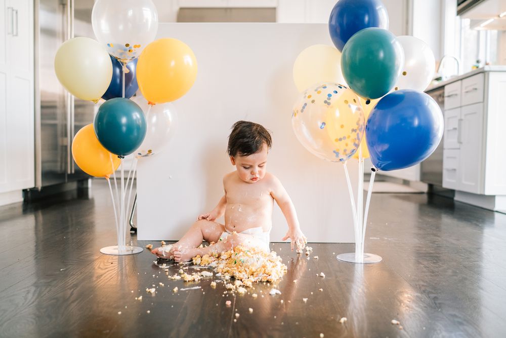 One year old boy cake smash session.