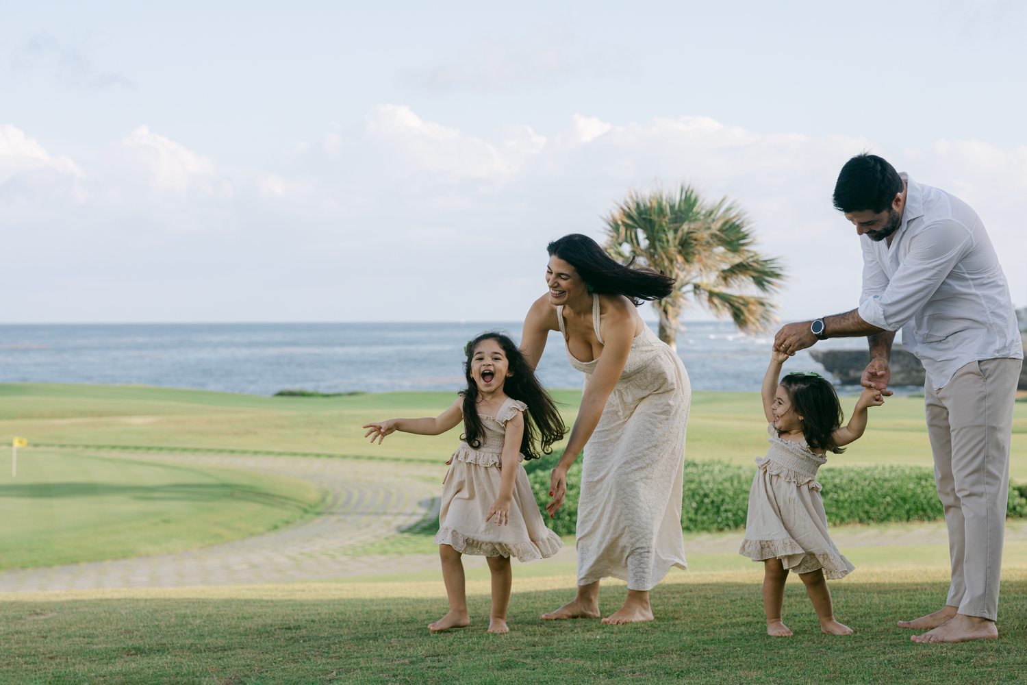 Children portrait photography session in Punta Cana with natural light - Sesión de retrato infantil en Punta Cana con luz natural