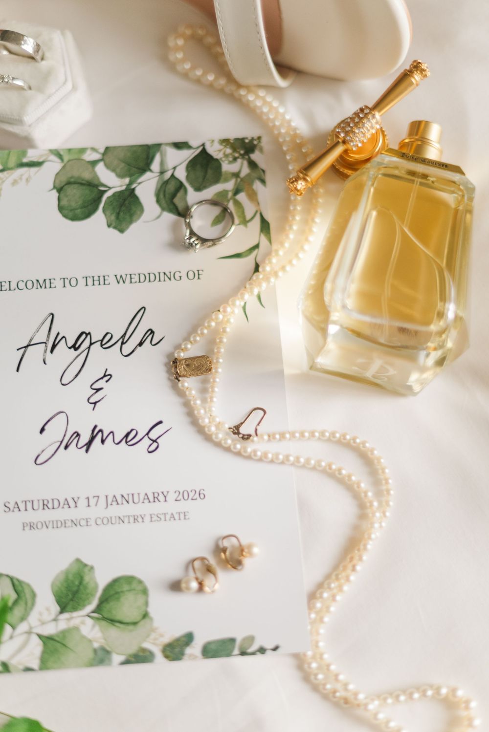 Romantic Midlands wedding photographer