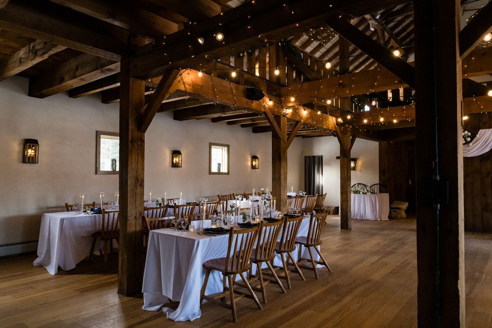 Leading Rhode Island wedding photography studio, award winning documentary wedding photographer, leading Newport wedding photographer