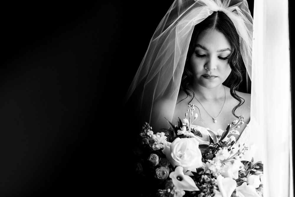 Newport RI leading wedding photographer, South county sought after wedding photography studio, candid wedding photographer