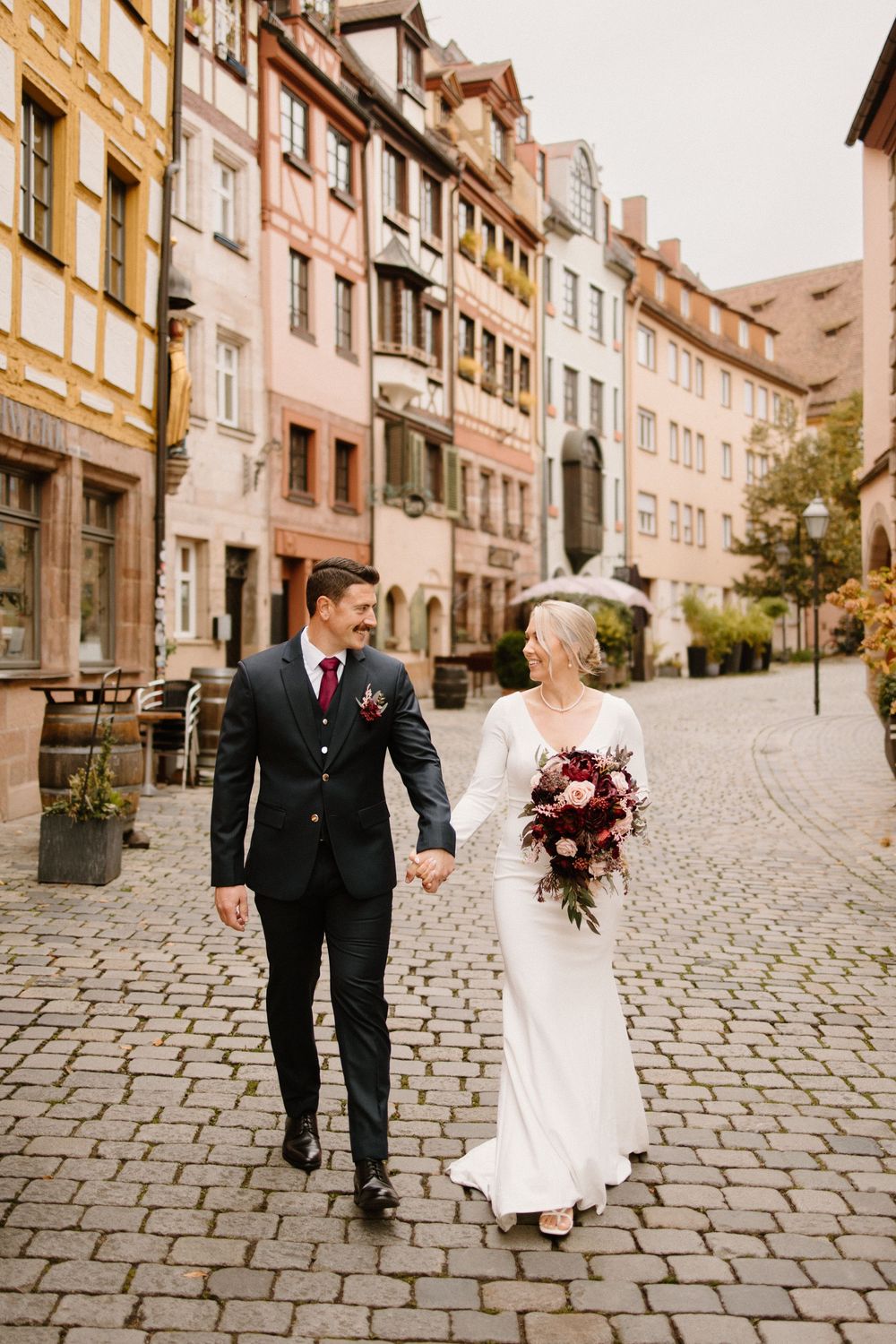 Nuremberg Wedding Photography - Nuremberg City Center Wedding - Wedding Photographer Nuremberg - Johanna Patton Photography