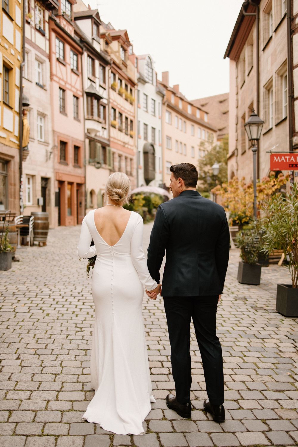 Nuremberg Wedding Photography - Nuremberg City Center Wedding - Wedding Photographer Nuremberg - Johanna Patton Photography