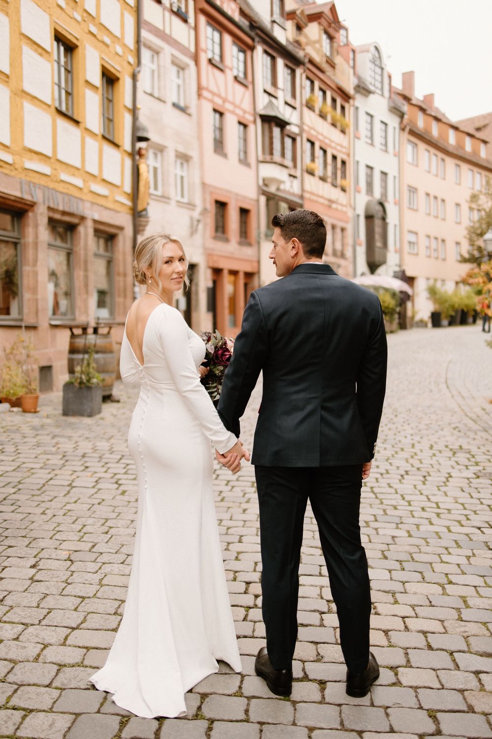 Nuremberg Wedding Photography - Nuremberg City Center Wedding - Wedding Photographer Nuremberg - Johanna Patton Photography