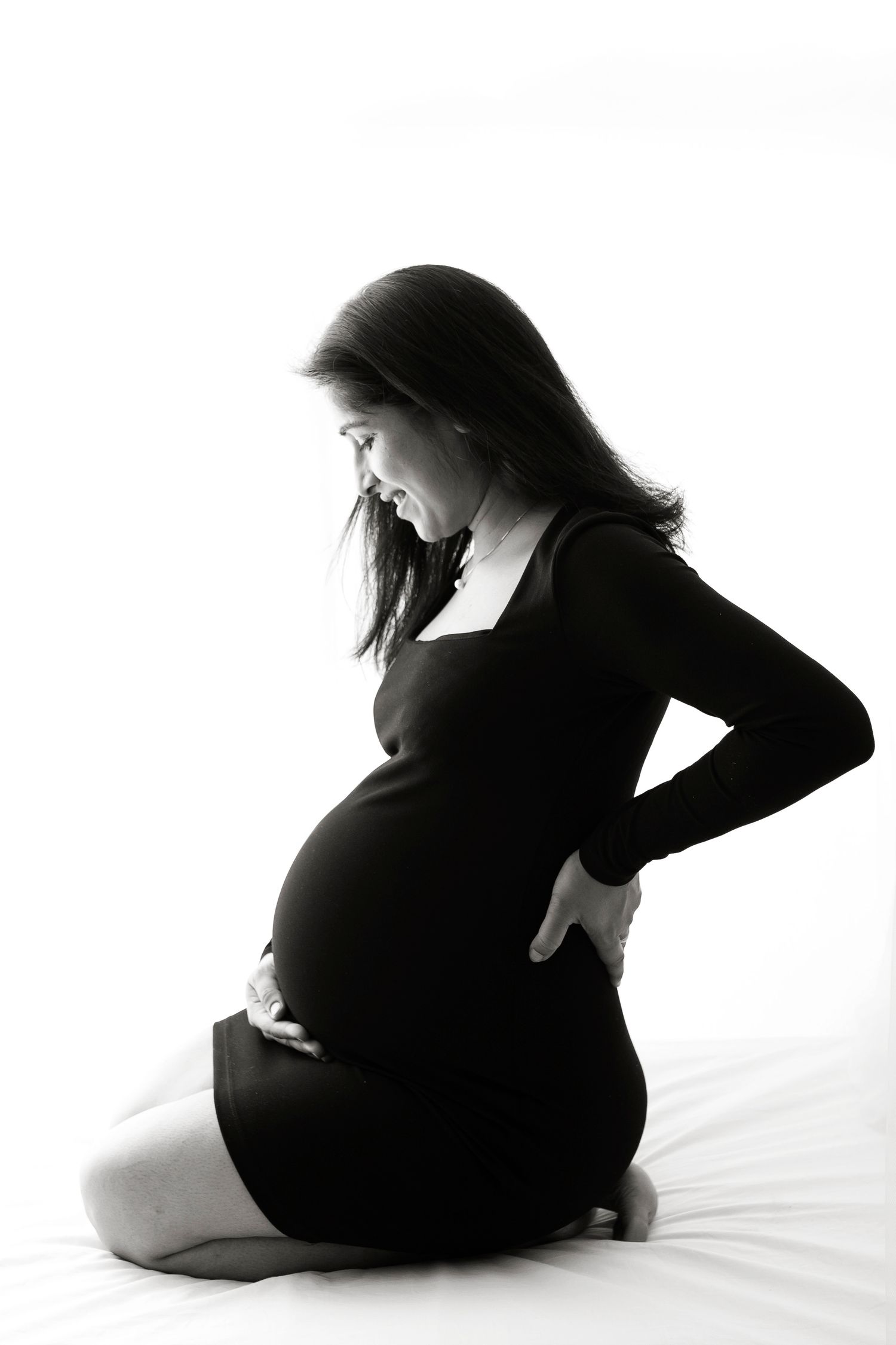 maternity portrait  by little wonderland photography widnes cheshire