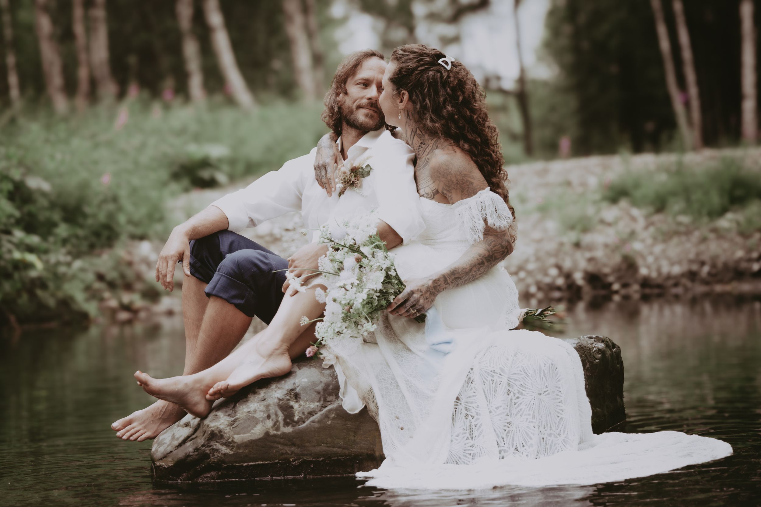 Elopement, Boyd Bison Ranch, Palmer Alaska