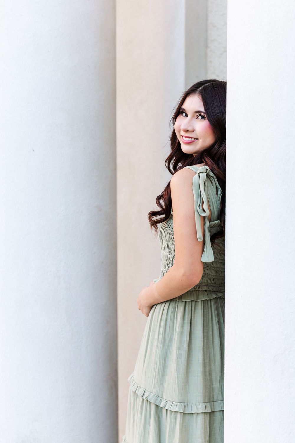 Simi Valley Senior Photographer offering outdoor high school senior portraits with natural light and timeless style.