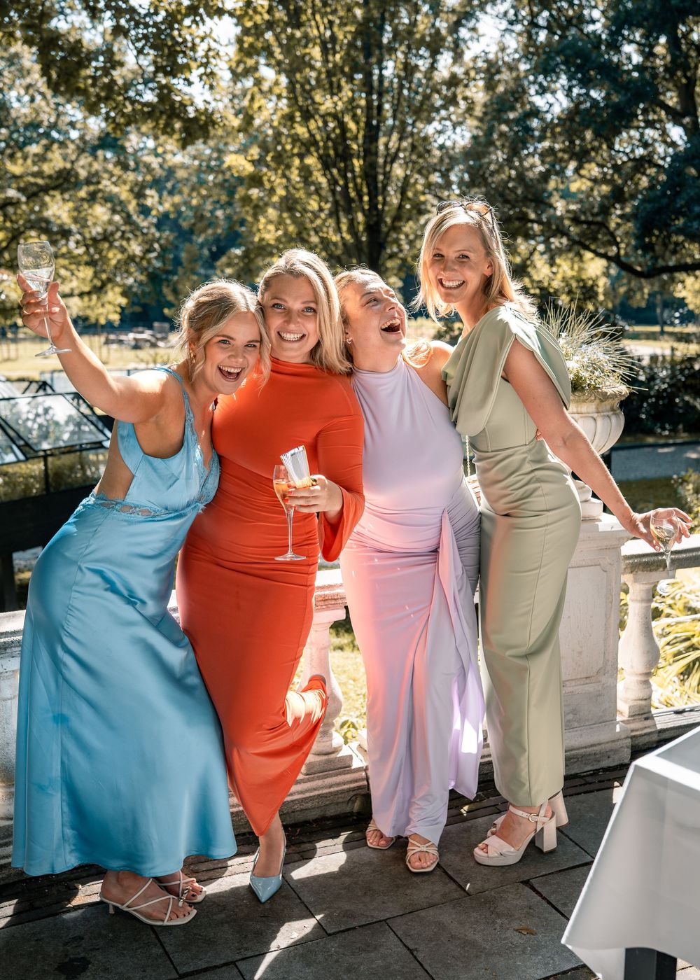 COCKTAIL HOUR - WEDDING PHOTOGRAPHY - NORFOLK LONDON SUFFOLK WEDDING PHOTOGRAPHER