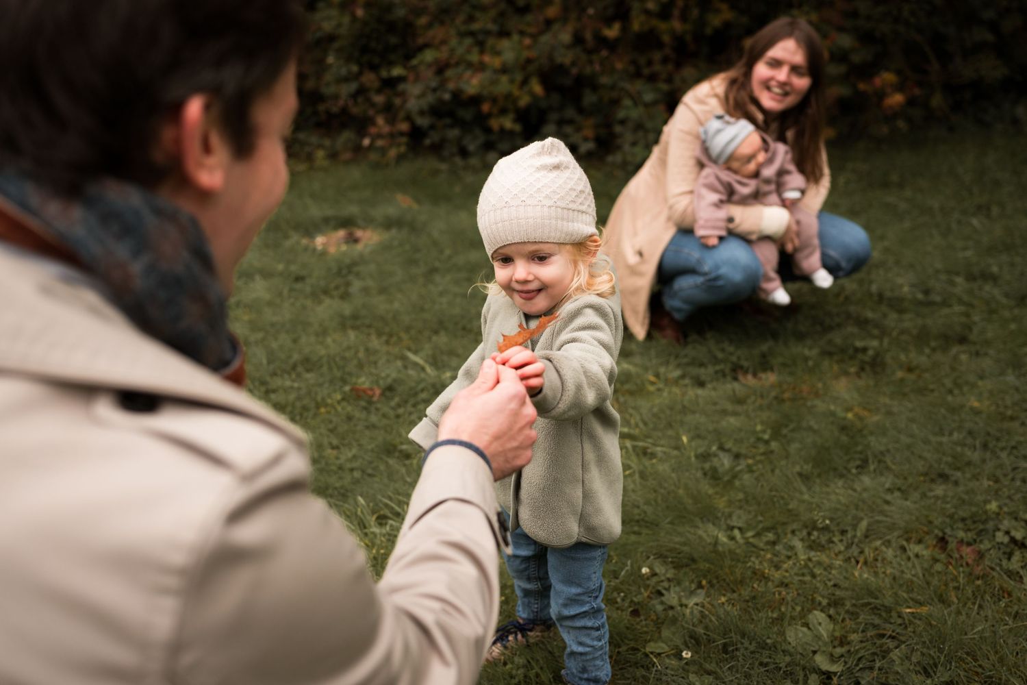 Séance photo famille dans un parc de Colmar