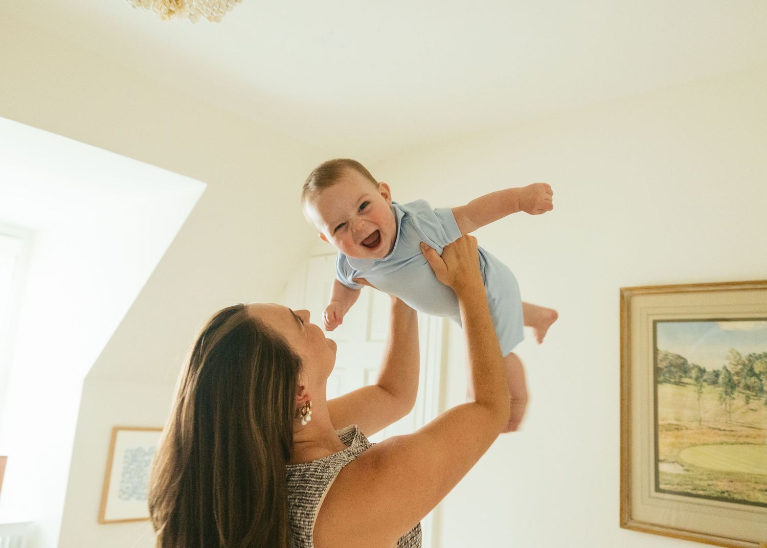 in home family photography winter richmond va cozy lifestyle at home newborn candid RVA Virginia portrait kids children Emily Butz M.photo