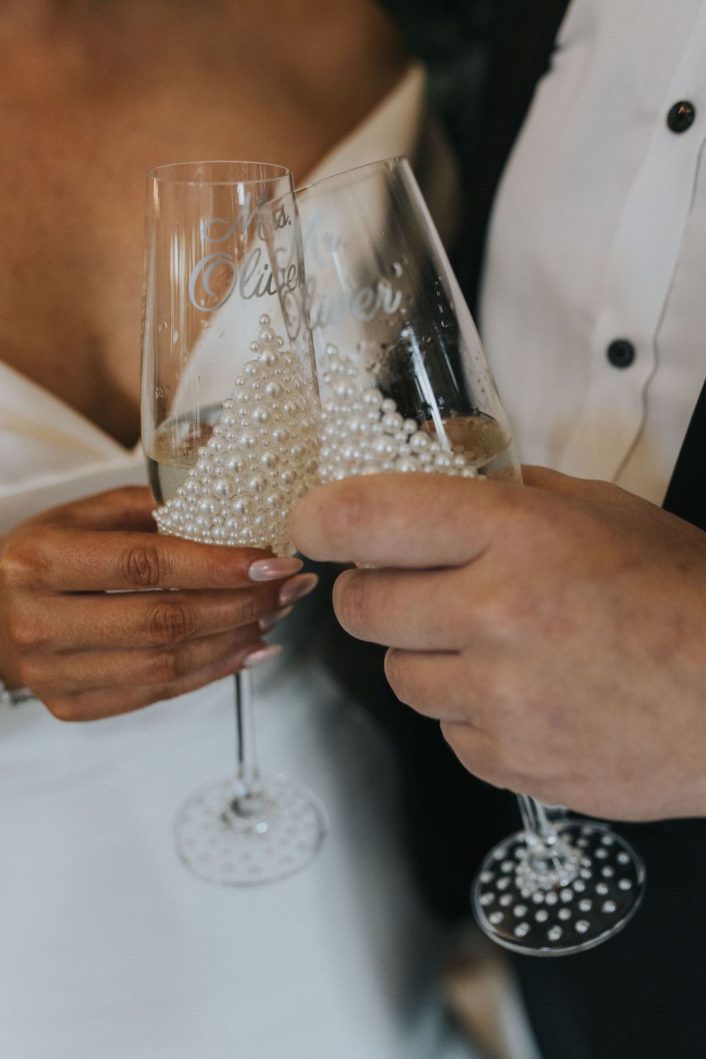 the river barn wedding photography bride groom champagne