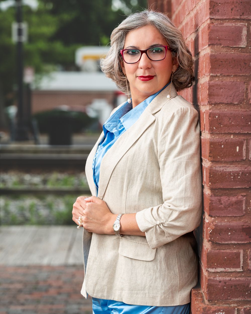 lifestyle model posing for personal branding shot