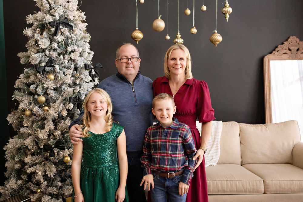 Holiday mini sessions with Kendall Kuss Photography Nashotah WI, lake country family photographer, Watertown WI photography studio
