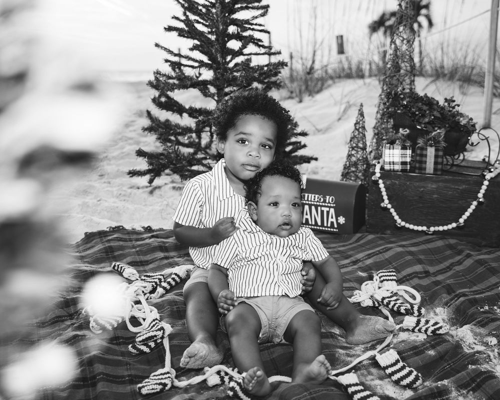 St Pete Beach-Family-kids-Holiday-sunset photo session with BE Jazy Photography-St Pete Beach Photographer
