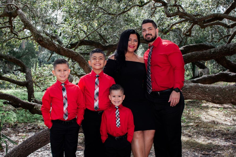 Family Park-photo session-BE Jazy Photography-St Pete-Clearwater Photographer-Family photographer-Philippe park-safety harbor