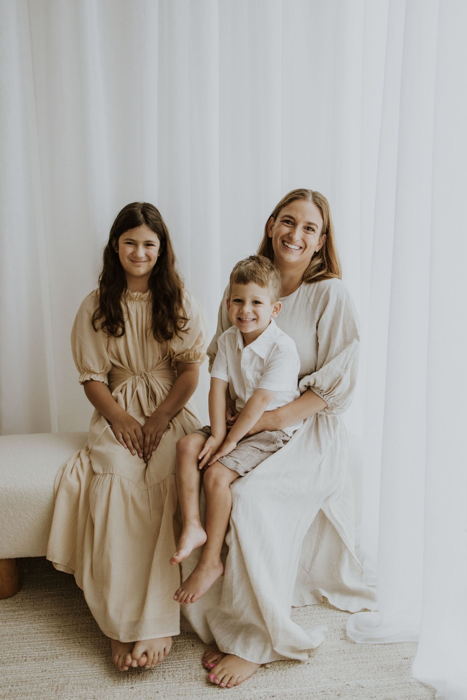Geelong Lara Torquay Ocean Grove Barwon Heads newborn maternity pregnancy family motherhood couples photographer photography photoshoot