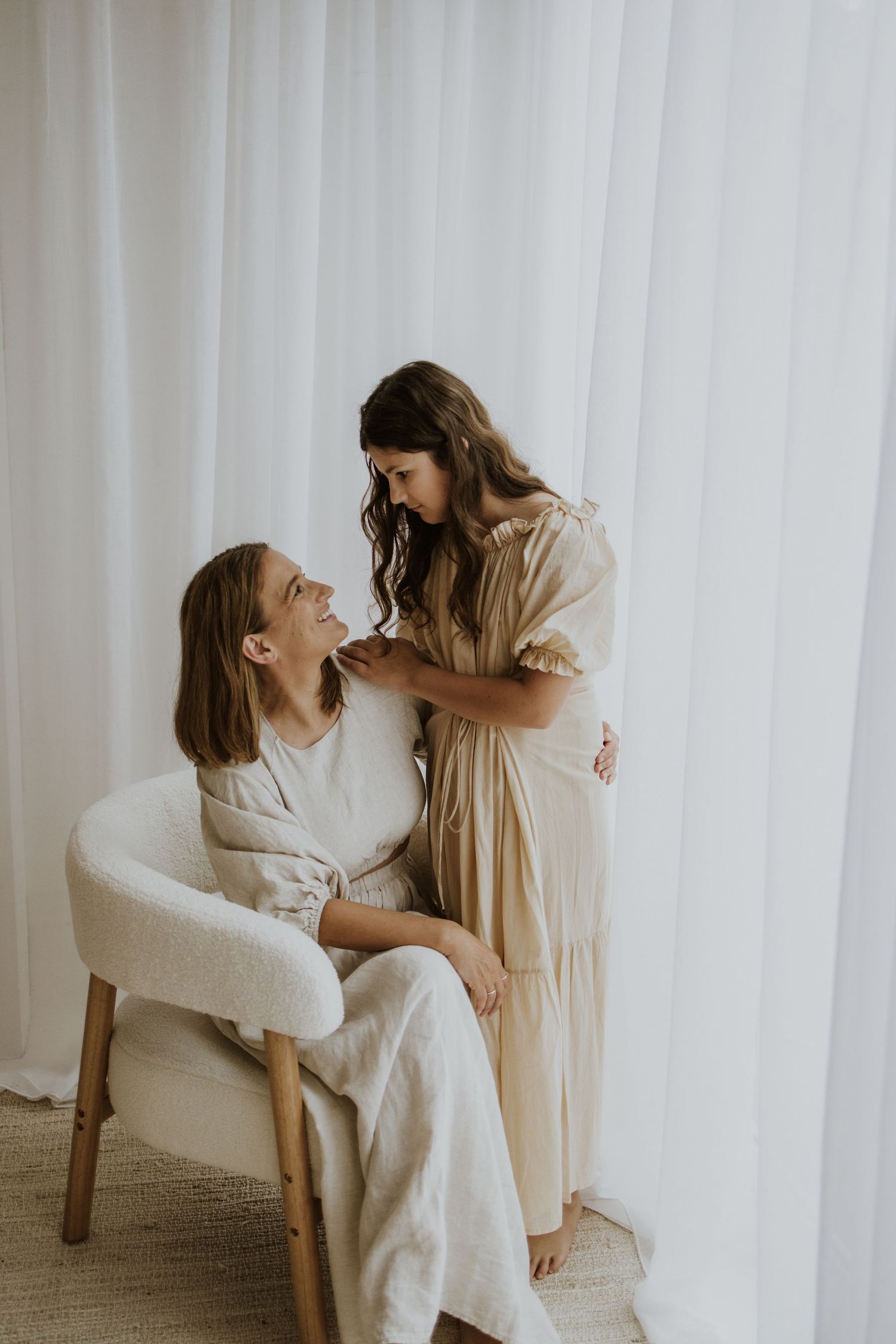 Geelong Lara Torquay Ocean Grove Barwon Heads newborn maternity pregnancy family motherhood couples photographer photography photoshoot