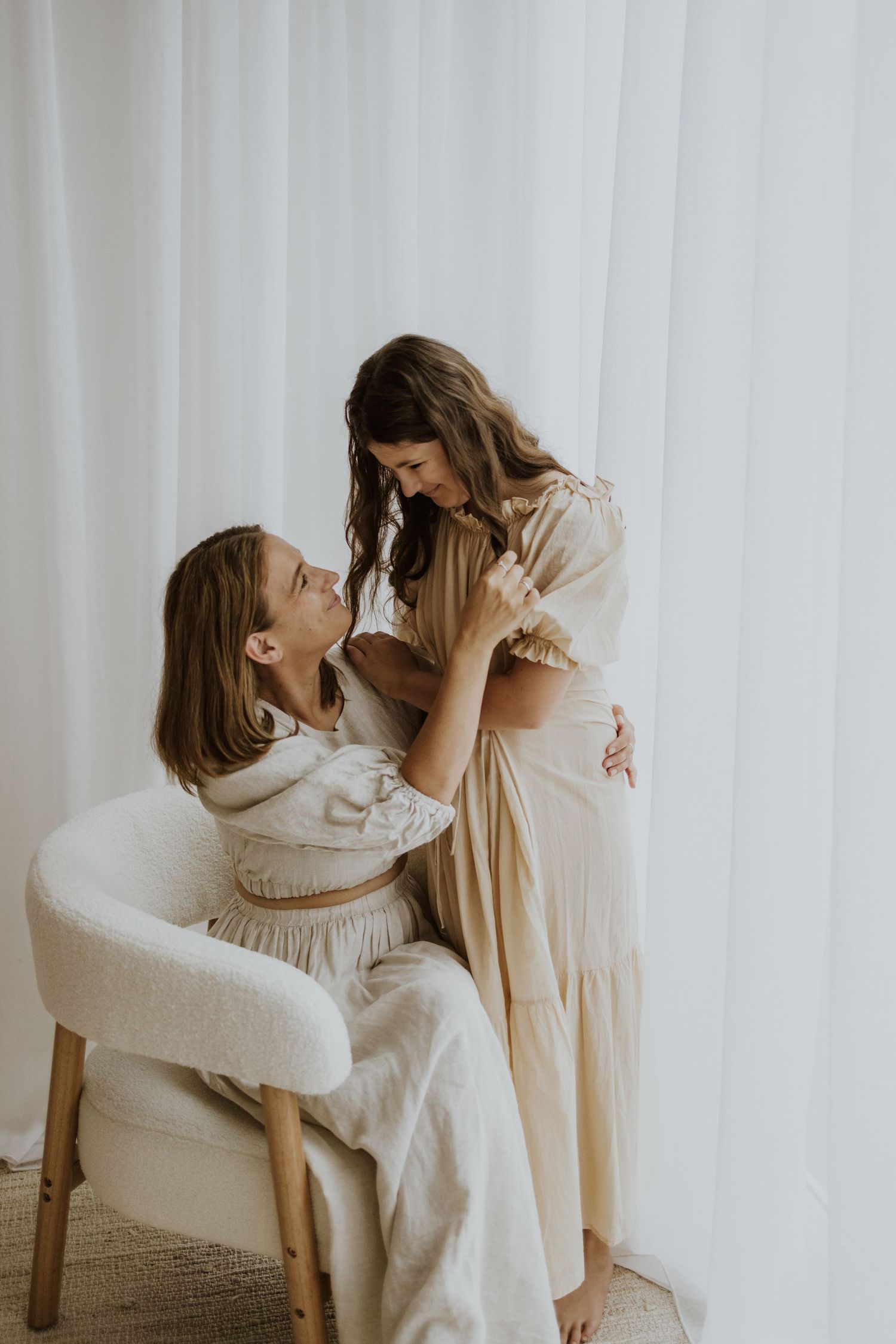 Geelong Lara Torquay Ocean Grove Barwon Heads newborn maternity pregnancy family motherhood couples photographer photography photoshoot