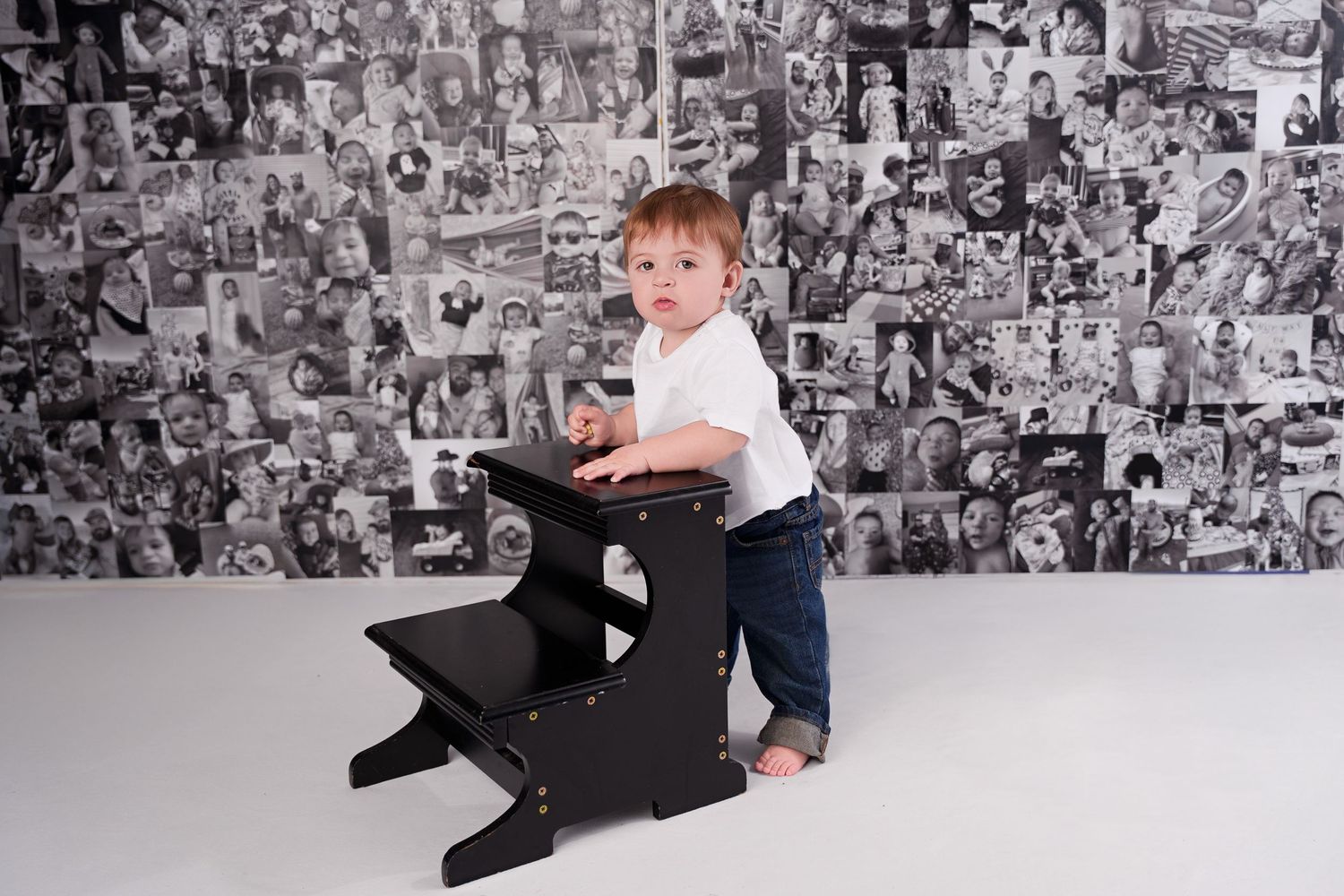 midland tx photographer photographers midland tx first birthday photoshoot one year cake smash photo board milestone session milestones
