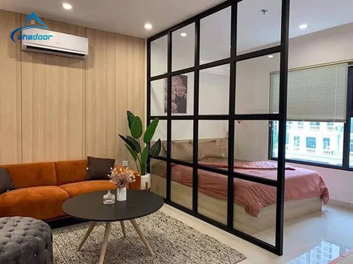 Mẫu cửa kinh khung nhôm ngăn phòng ngủ và phòng khách sang trọng