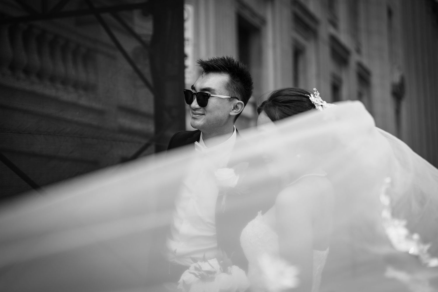 T-Gonzalez wedding photographer duo in the Laurentians capturing every detail with art, best in Quebec.