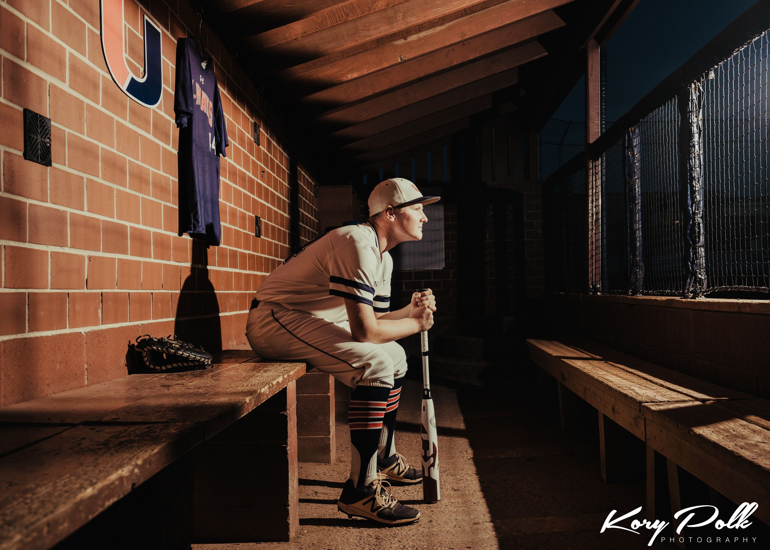 urbandale senior baseball player, dramatic lighting, senior photos
des moines senior photographer, urbandale senior photographer