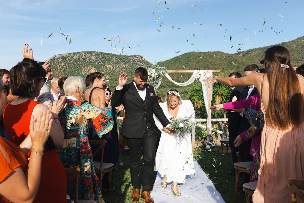 Ceremonia al aire libre en Sevilla - fotografía de boda por Ludivine Mimar
