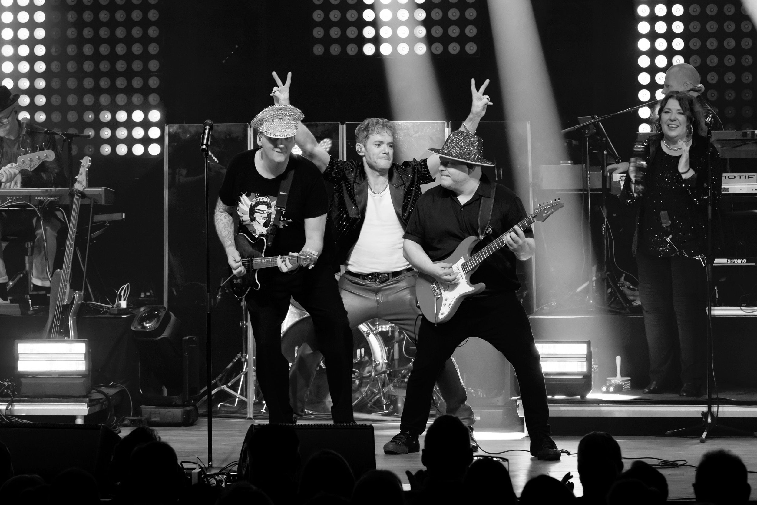 He will rock you konsert med Peter Johansson och band I Örebro konserthus. Jamie Humphries, Peter Johansson och pelle Holmberg.