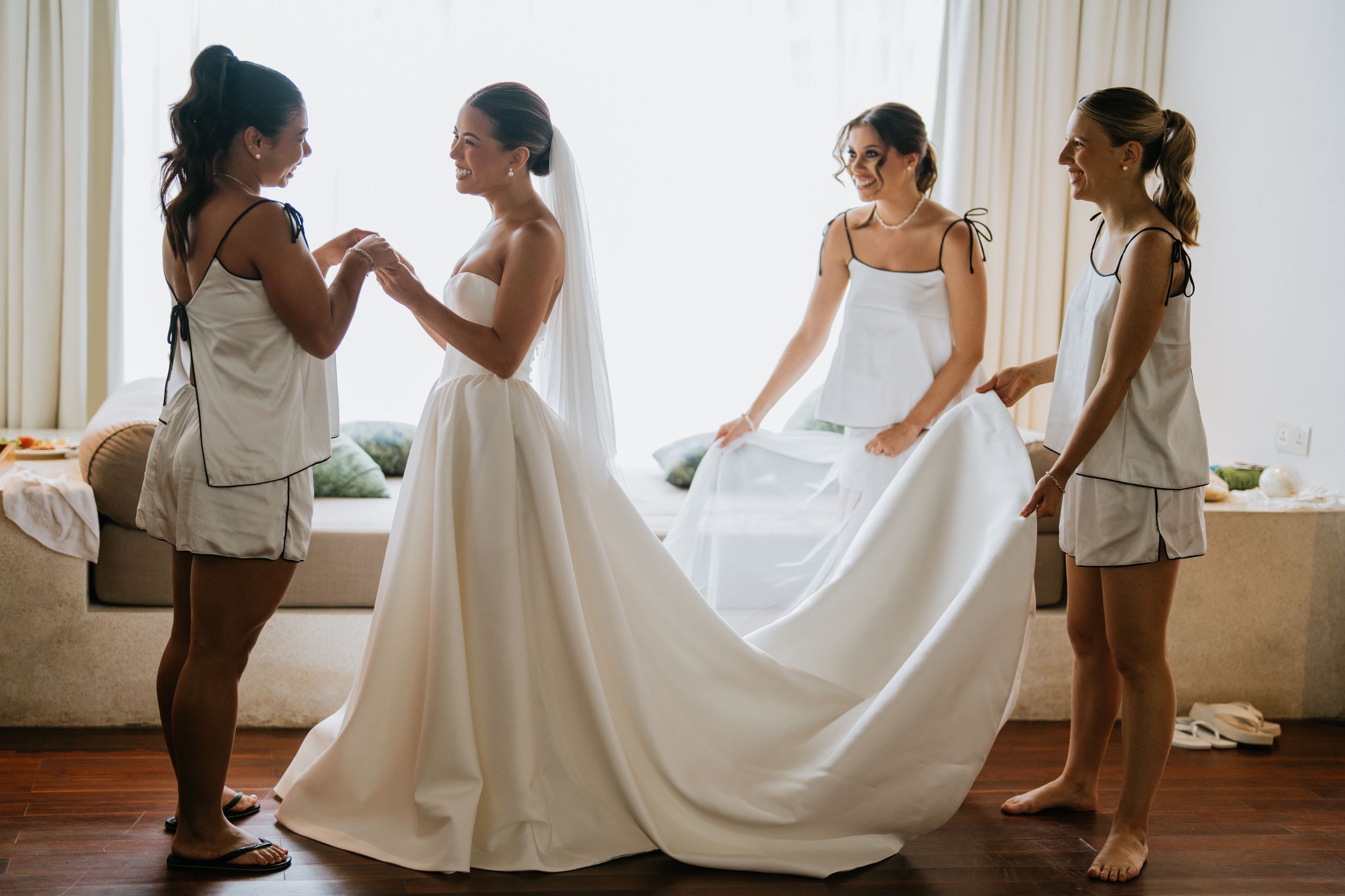 Professional wedding photographer in Bali