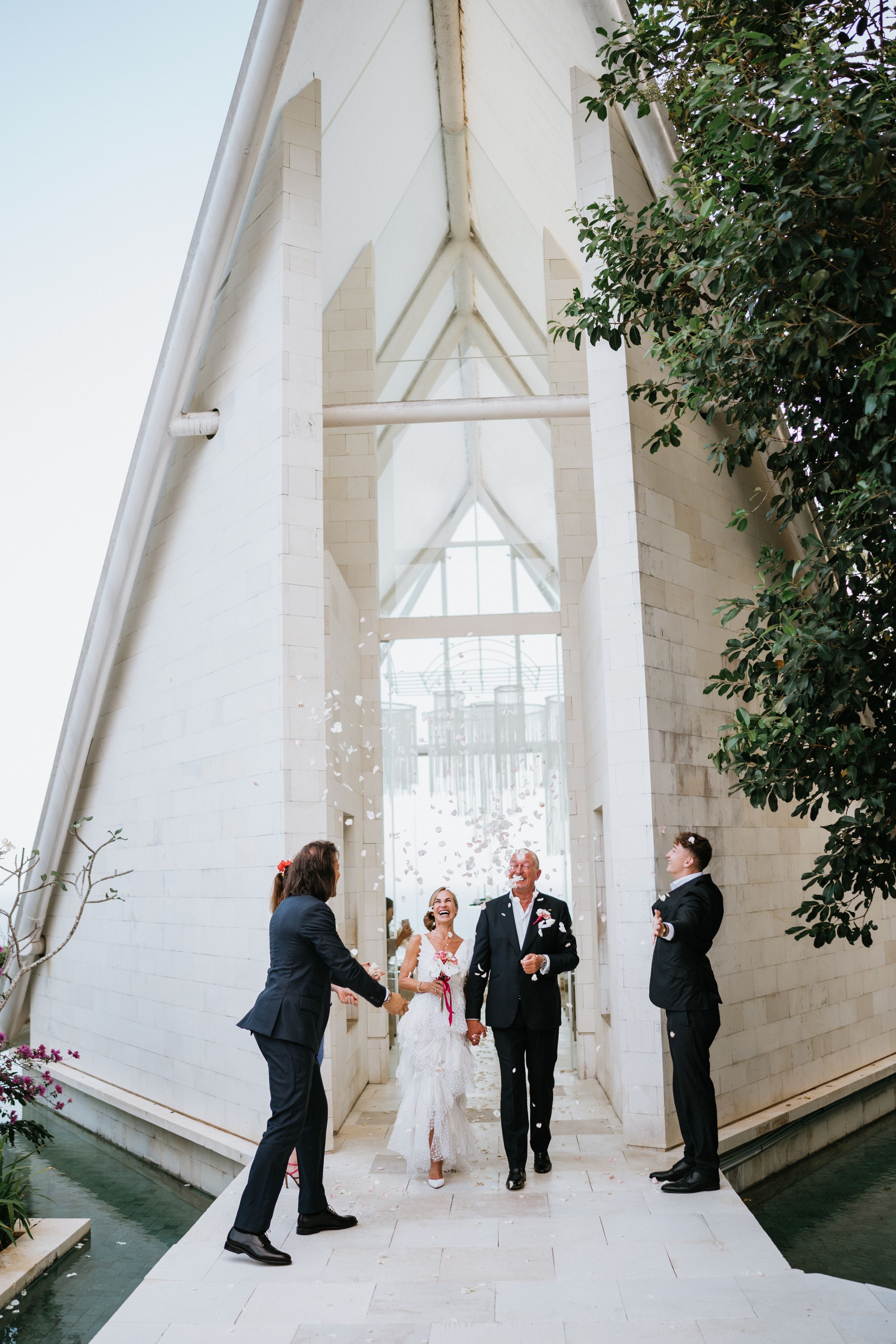 Professional wedding photographer in Bali