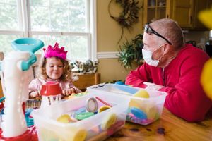 Memphis family photographer captures legacy moments with grandparents who want photos with their grandchildren.