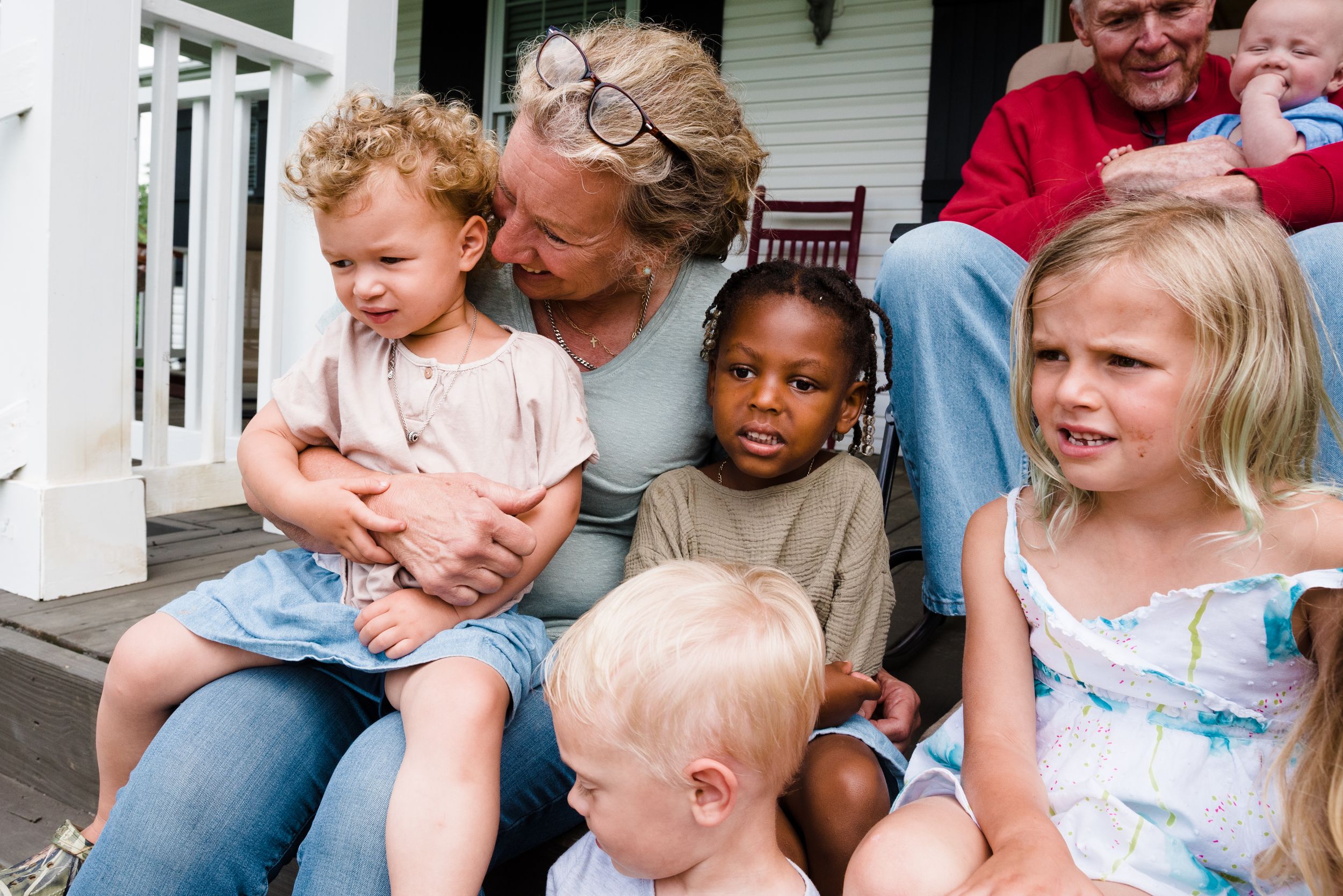 Memphis family photographer captures legacy moments with grandparents who want photos with their grandchildren.
